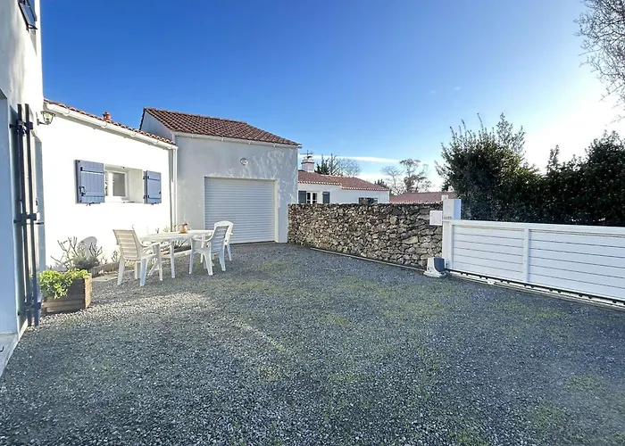 Ferienhaus Maison Neuve Pres Des Dunes Avec Jardin Clos, 3 Et Confort, A 800m De La - Fr-1-224b-548 Barbâtre